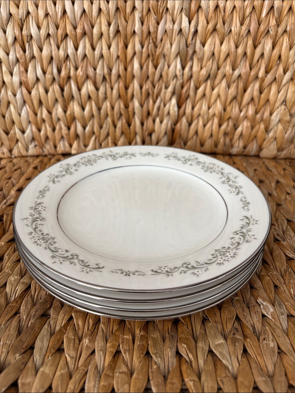 NORITAKE ‘Parkridge’ Salad Plate 8 3/8” (7561) Discontinued Japan